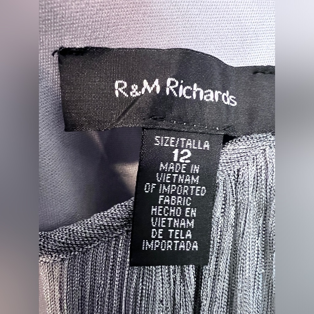 R&M Richards Dress with Lining Halter A-Line Metallic Color Silver Size 12 NWT - Picture 7 of 9